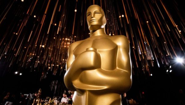 Image of an Oscar statuette.