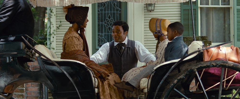 Photo of Kelsey Scott, Chiwetel Ejiofor, Quvenzhané Wallis, and Cameron Zeigler.