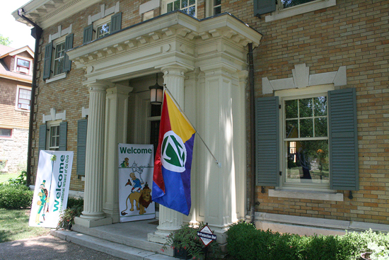 The front of Jane Albright's stunningly beautiful Hyde Park home in Kansas City, decorated for the occasion with an Oz flag and banners welcoming guests to the event!