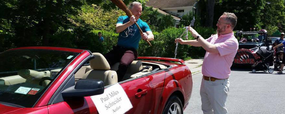 Paul Miles Schneider with Grant Menzies at the Oz-Stravaganza! parade.