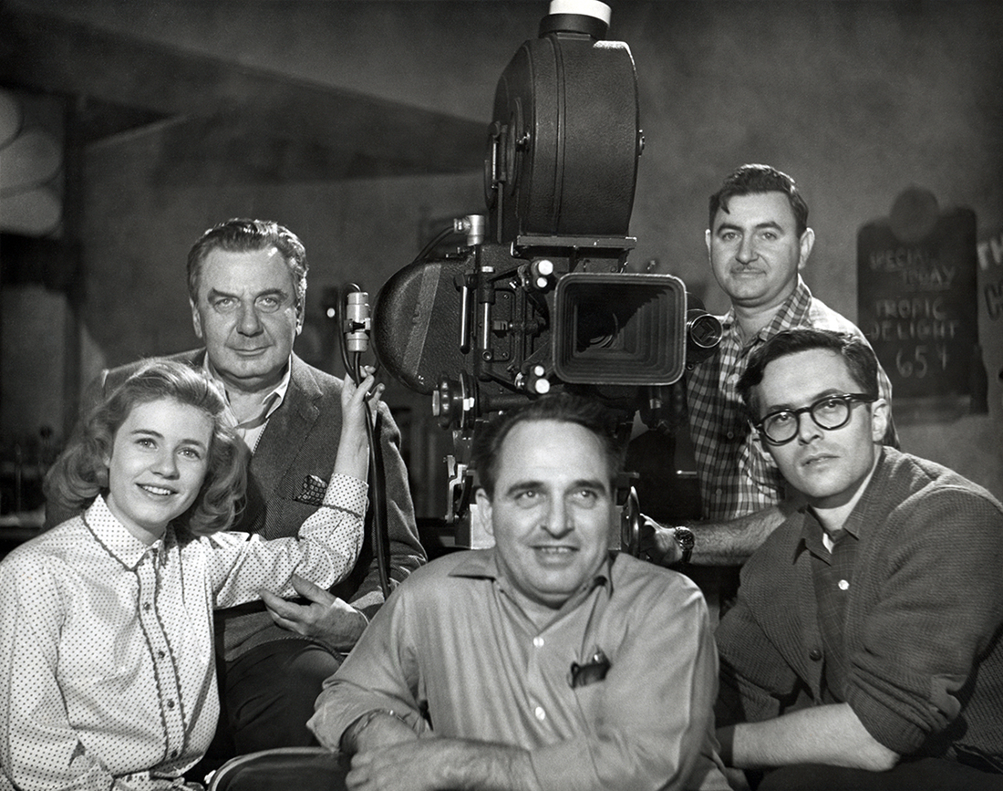 Leonard Schneider (far right) with “The Patty Duke Show.” New York, 1965.